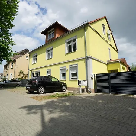 Ostseeapartment_80m2_3xschlafzimmer_2xparkplatz_netflix_waschtrockner *